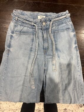 Kensie Light Blue Denim Paperbag Waist Capri with Tie